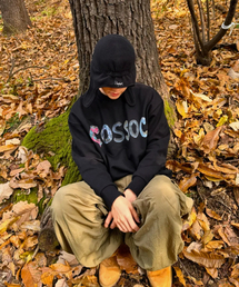 COSO（コソ）の「アルファベットコソスウェット メンズマンツーマン（ブラック）（スウェット）」