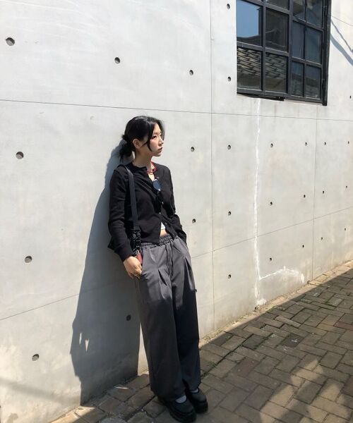 THAT'S IT（ザッツイット）の「ワンタックワイドフィットスラックス_チャコール（スラックス・レディース・チャコール・MEDIUM/LARGE/X-LARGE）」の22枚目の写真
