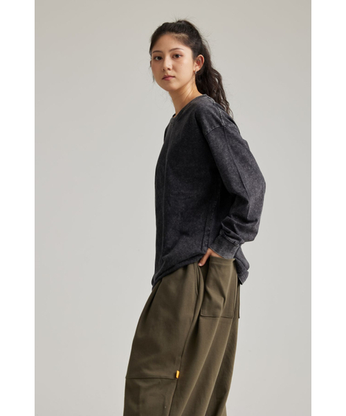 PHILIPPAKER(フィリップペイカー)の「ビエムシー ソリッド オーバーサイズ ピグメント ロングスリーブ ブラック(Tシャツ/カットソー・メンズ・その他・MEDIUM/LARGE/X-LARGE)」の8枚目の写真