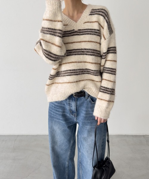 CANAL JEAN(キャナルジーン)の「El mar Vネックボーダーニット(ニット/セーター・レディース・ブラウン/ベージュ・ONE SIZE)」の1枚目の写真