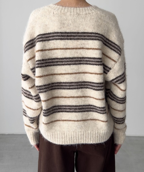 CANAL JEAN(キャナルジーン)の「El mar Vネックボーダーニット(ニット/セーター・レディース・ブラウン/ベージュ・ONE SIZE)」の7枚目の写真