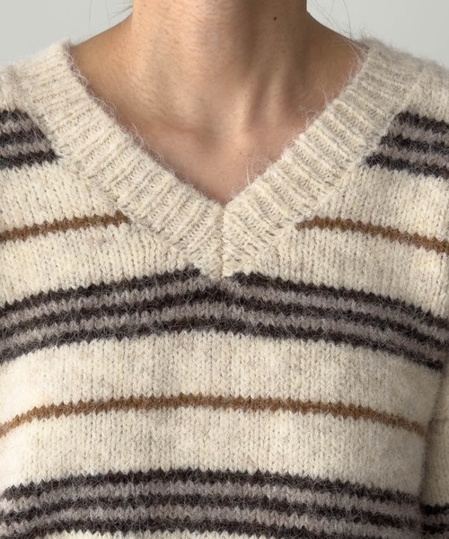 CANAL JEAN(キャナルジーン)の「El mar Vネックボーダーニット(ニット/セーター・レディース・ブラウン/ベージュ・ONE SIZE)」の8枚目の写真