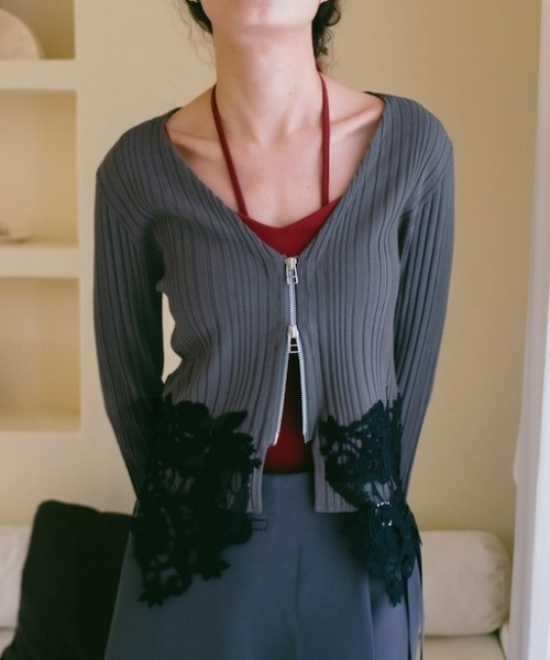 sahara（サハラ）の「Lace Hem Zip Cardigan/レースヘムジップカーディガン（カーディガン/ボレロ・レディース・ブラック/グレー/ホワイト・FREE）」の3枚目の写真