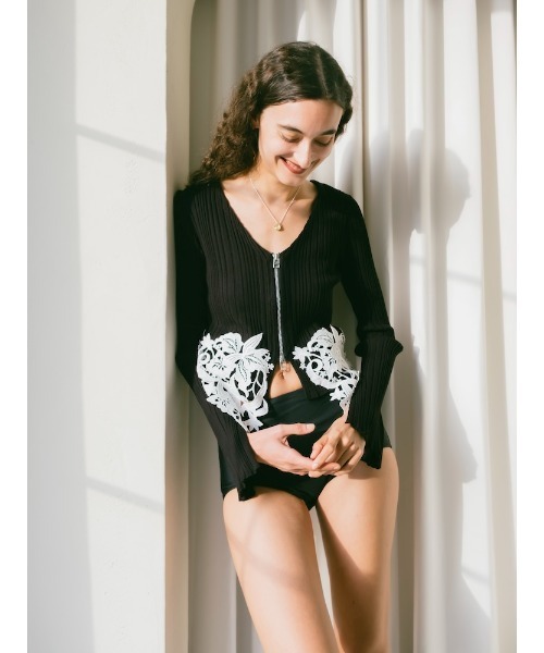 sahara（サハラ）の「Lace Hem Zip Cardigan/レースヘムジップカーディガン（カーディガン/ボレロ・レディース・ブラック/グレー/ホワイト・FREE）」の10枚目の写真
