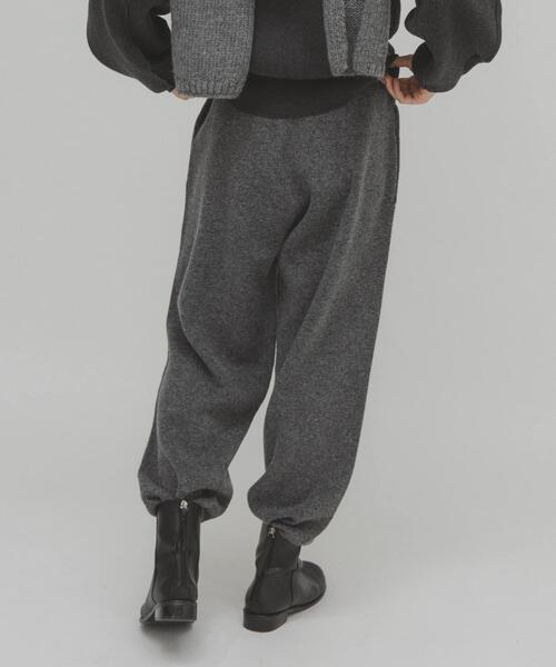 KBF（ケイビーエフ）の「イージーニットパンツ（その他パンツ・レディース・チャコールグレー/ベージュ・ONE）」の22枚目の写真
