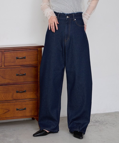 forksy.(フォルクシー)の「【forksy.】サステナブル フリンジ ハイウエスト エッグデニムパンツ / 速乾(デニムパンツ・レディース・ブラウン/インディゴブルー/アイボリー/ブラック/ブルー・L/M/S)」の7枚目の写真