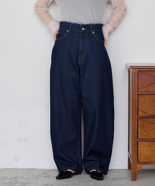 forksy.(フォルクシー)の「【forksy.】サステナブル フリンジ ハイウエスト エッグデニムパンツ / 速乾(デニムパンツ・レディース・ブラウン/インディゴブルー/アイボリー/ブラック/ブルー・L/M/S)」の9枚目の写真