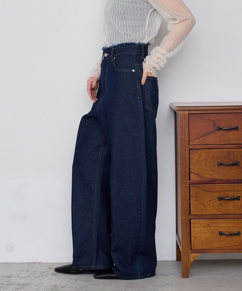 forksy.(フォルクシー)の「【forksy.】サステナブル フリンジ ハイウエスト エッグデニムパンツ / 速乾(デニムパンツ・レディース・ブラウン/インディゴブルー/アイボリー/ブラック/ブルー・L/M/S)」の10枚目の写真