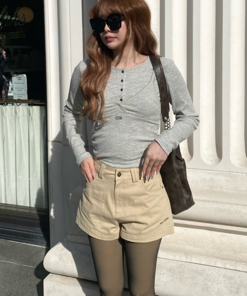 RAY CASSIN（レイカズン）の「ツイルマイクロミニショートパンツ（その他パンツ・レディース・ブラック/ブラウン/ベージュ・S/M）」の5枚目の写真