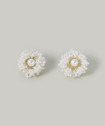 パールデイジーピアス