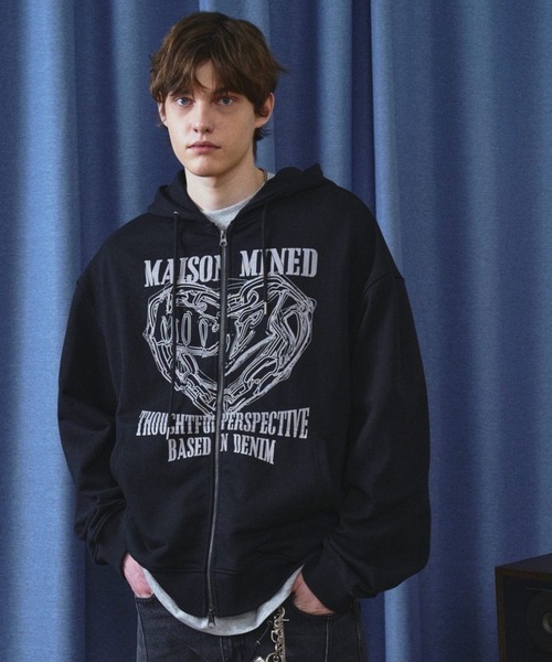 ALAND（エーランド）の「MAISON MINED／HEART フードジップ（パーカー・メンズ・ブラック/チャコール/グレー・SMALL/MEDIUM）」の7枚目の写真