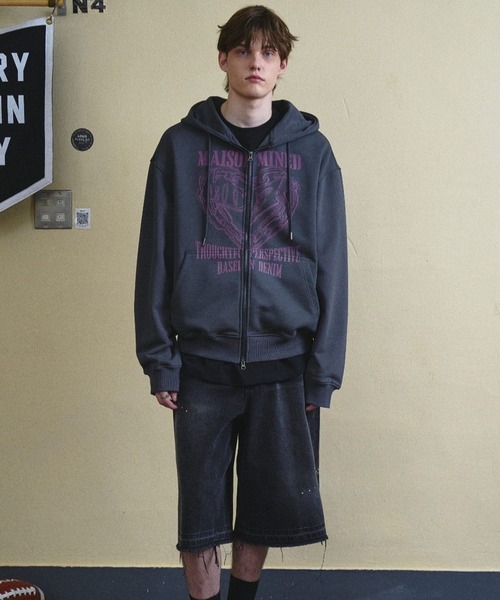 ALAND（エーランド）の「MAISON MINED／HEART フードジップ（パーカー・メンズ・ブラック/チャコール/グレー・SMALL/MEDIUM）」の10枚目の写真