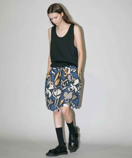 my beautiful landlet（マイビューティフルランドレット）の「【my beautiful landlet】FLORAL PIGMENT PRINT WIDE SHORT PANTS（その他パンツ・メンズ・ピンク/グリーン/マスタード/ブルー/ベージュ・1/0）」の6枚目の写真