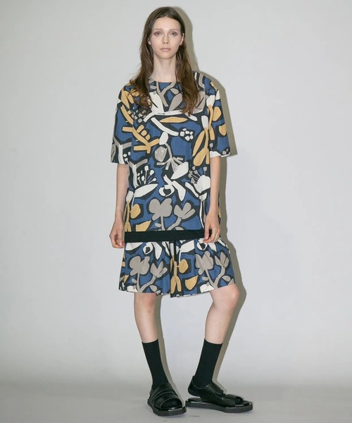 my beautiful landlet（マイビューティフルランドレット）の「【my beautiful landlet】FLORAL PIGMENT PRINT WIDE SHORT PANTS（その他パンツ・メンズ・ピンク/グリーン/マスタード/ブルー/ベージュ・1/0）」の10枚目の写真