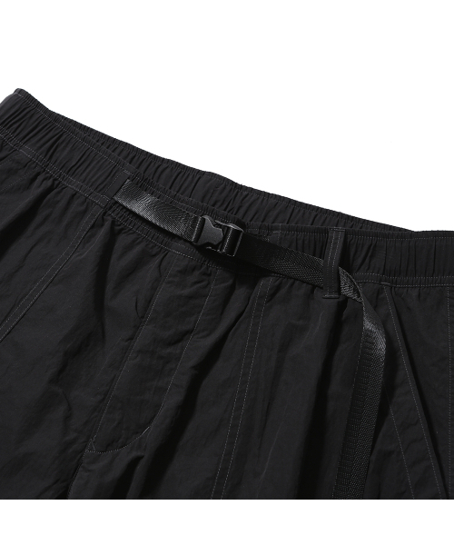 MOIF（モイフ）の「[SS25] オーバーサイズ ショートパンツ / ブラック（その他パンツ・メンズ・その他・S/M）」の3枚目の写真