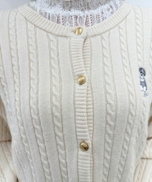 F i.n.t（フィント）の「シュナウザー刺繍ケーブルニットカーディガン/fint フィント（カーディガン/ボレロ・レディース・オフホワイト/ネイビー/レッド・FREE）」の11枚目の写真