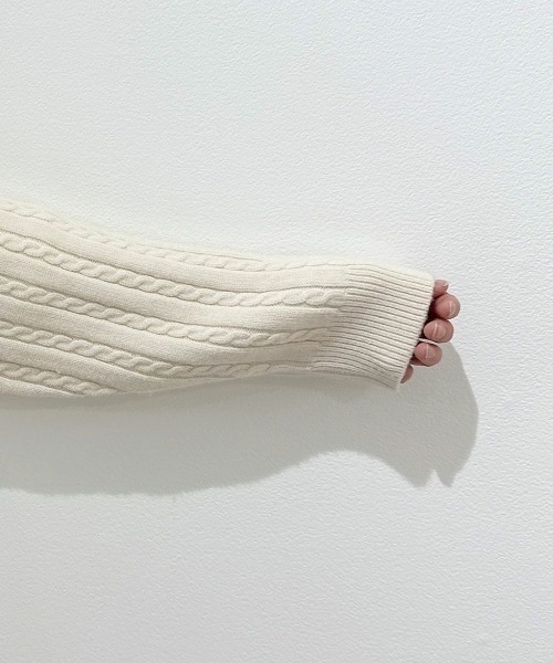 F i.n.t（フィント）の「シュナウザー刺繍ケーブルニットカーディガン/fint フィント（カーディガン/ボレロ・レディース・オフホワイト/ネイビー/レッド・FREE）」の12枚目の写真