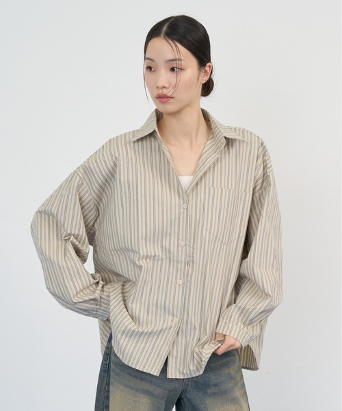 NUJOH(ヌゾ)の「Muted Stripe Loose Shirt / ミュートストライプルーズシャツ(シャツ/ブラウス・レディース・ベージュ/ブラウン/ネイビー・FREE)」の20枚目の写真