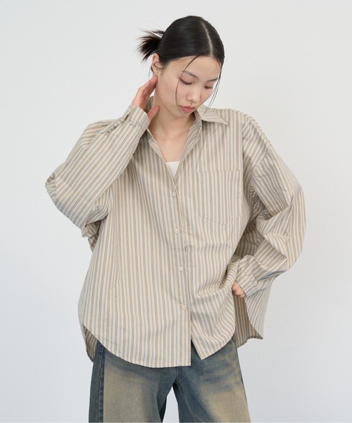 NUJOH(ヌゾ)の「Muted Stripe Loose Shirt / ミュートストライプルーズシャツ(シャツ/ブラウス・レディース・ベージュ/ブラウン/ネイビー・FREE)」の21枚目の写真
