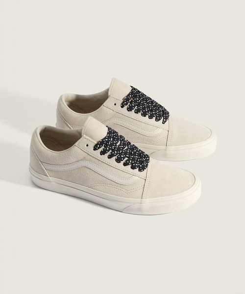 VANS(バンズ)の「オールドスクール / Old Skool MONO TAUPE VN000D9YTUP1(スニーカー・メンズ・オフホワイト・6.5/6/5.5/5/4.5/4/7)」の2枚目の写真