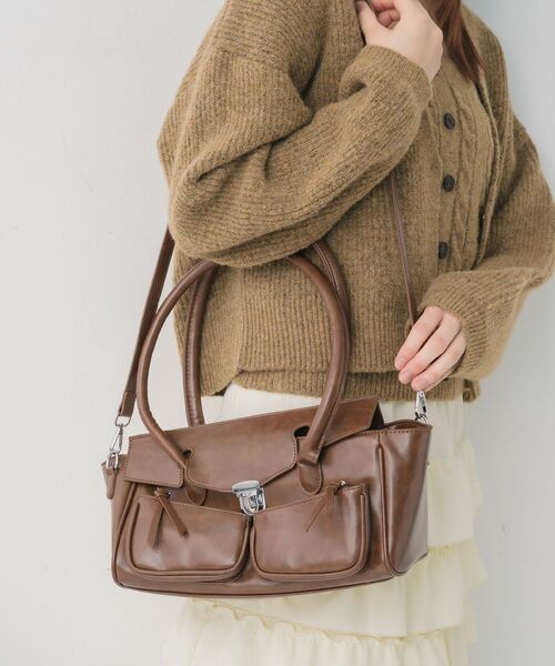 RETRO GIRL（レトロガール）の「クラシックボストンBAG（ショルダーバッグ・レディース・ブラウン/ブラック/オフホワイト・ONE SIZE）」の20枚目の写真