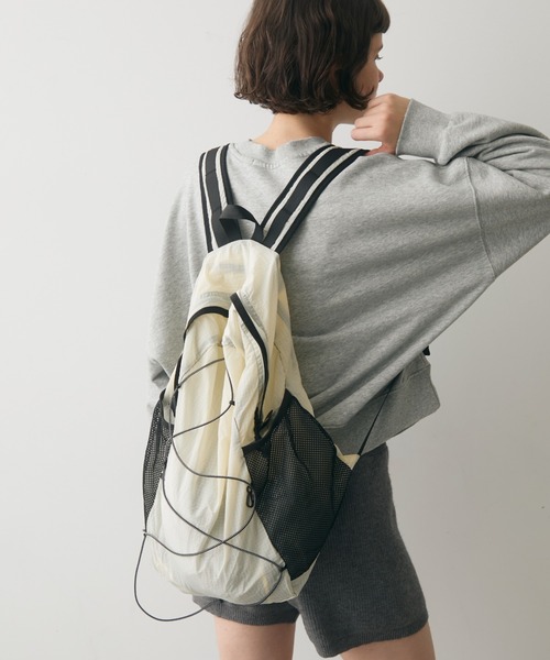full/fill.(フルフィル)の「mesh pocket sheer back pack / メッシュポケットシアーバックパック(バックパック/リュック・レディース・グレー/アイボリー・FREE)」の4枚目の写真