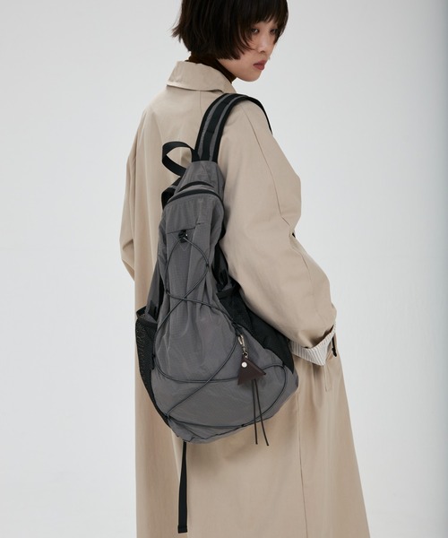 full/fill.(フルフィル)の「mesh pocket sheer back pack / メッシュポケットシアーバックパック(バックパック/リュック・レディース・グレー/アイボリー・FREE)」の14枚目の写真