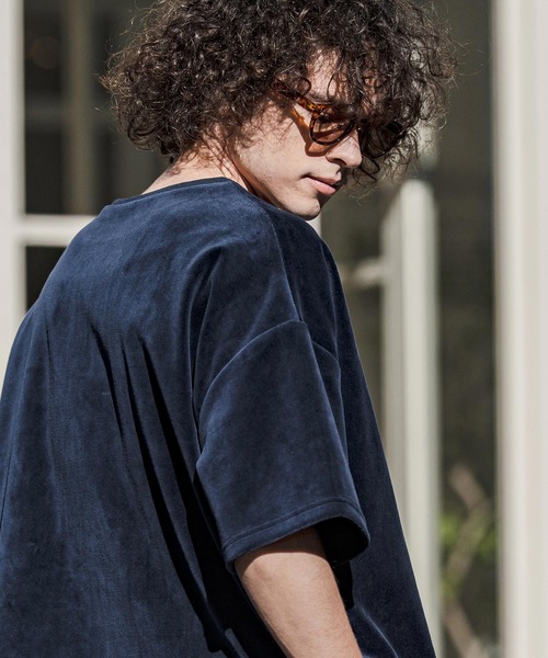 CAMBIO(カンビオ)の「mt10238- 裾絞りベロアルーズシルエットTシャツ(CMB-R0208)(Tシャツ/カットソー・メンズ・ブラック/ネイビー/ホワイト・S/M/L)」の17枚目の写真