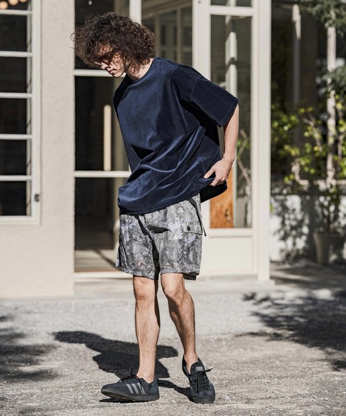 CAMBIO(カンビオ)の「mt10238- 裾絞りベロアルーズシルエットTシャツ(CMB-R0208)(Tシャツ/カットソー・メンズ・ブラック/ネイビー/ホワイト・S/M/L)」の20枚目の写真