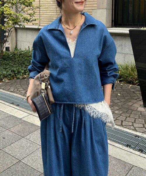DouDou（ドゥドゥ）の「【インフルエンサーOKOCHI企画】スキッパーデニムシャツ（シャツ/ブラウス・レディース・ブルー・FREE）」の6枚目の写真