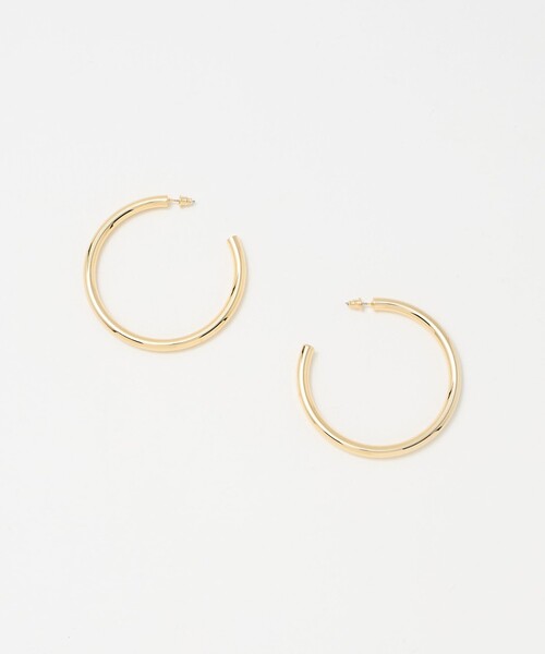 UNITED ARROWS(ユナイテッドアローズ)の「ラージ フープ ピアス(ピアス(両耳用)・レディース・シルバー/ゴールド・FREE)」の2枚目の写真