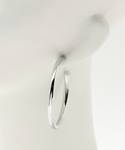 UNITED ARROWS(ユナイテッドアローズ)の「ラージ フープ ピアス(ピアス(両耳用)・レディース・シルバー/ゴールド・FREE)」の9枚目の写真