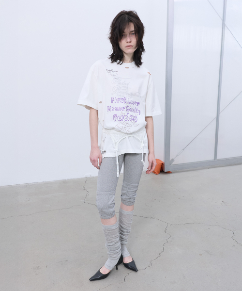 LCDC TM（エルシーディーシーティーエム）の「DISTRESSED OVERSIZED T-SHIRT (WHITE)（Tシャツ/カットソー・レディース・その他・OS）」の4枚目の写真