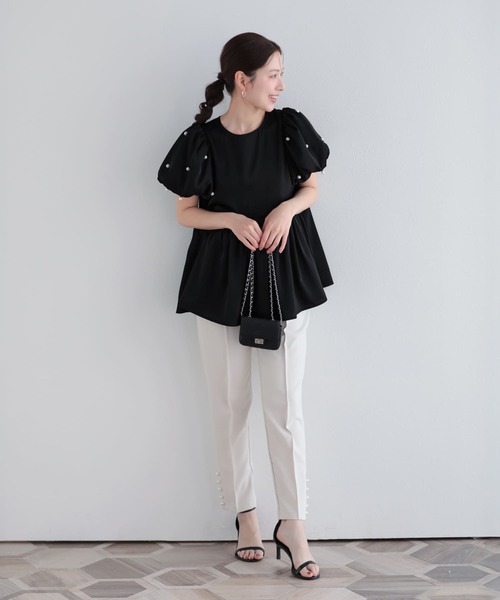 Fit more(フィットモア)の「パールバルーンスリーブサテンペプラムトップス(その他トップス・レディース・ブルー/ブラック/ピンク・FREE)」の15枚目の写真