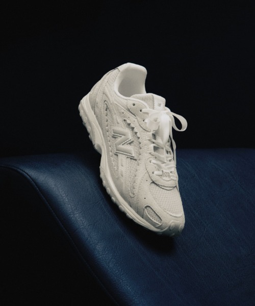NEW BALANCE(ニューバランス)の「204L(スニーカー・レディース・ライトベージュ・22.5cm/23.0cm/23.5cm/24.0cm/24.5cm/25.0cm/25.5cm/26.0cm/26.5cm/27.0cm/27.5cm/28.0cm/28.5cm/29.0cm)」の4枚目の写真