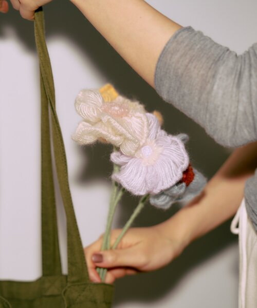 BIRTHDAY BAR（バースデイバー）の「【SAHIR サヒール】　Yarn flowers　毛糸 花（インテリア雑貨・レディース・パープル/オレンジ/ブルー/アイボリー・0）」の7枚目の写真