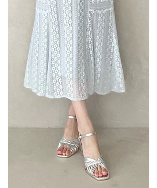 MERCURYDUO（マーキュリーデュオ）の「ナローラインクリアヒールサンダル（サンダル・レディース・シルバー/オフホワイト・38/36）」の3枚目の写真