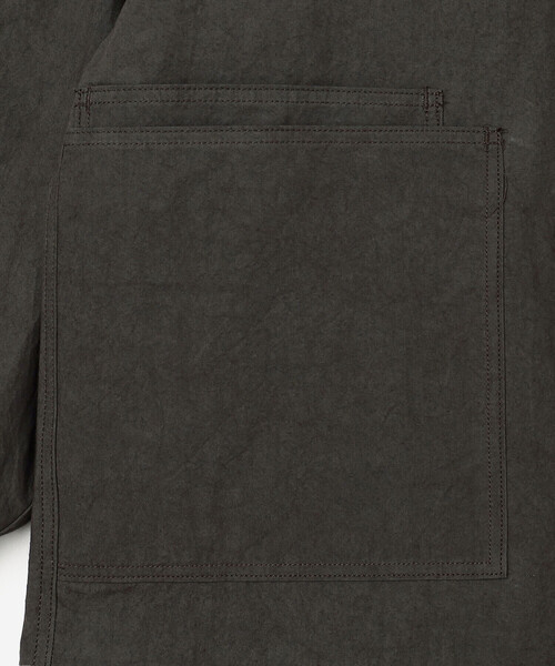 HAVERSACK（ハバーザック）の「HAVERSACK | 〈別注〉 コットン 長袖シャツ MEN（シャツ/ブラウス・メンズ・チャコール/オフホワイト・M/L）」の8枚目の写真