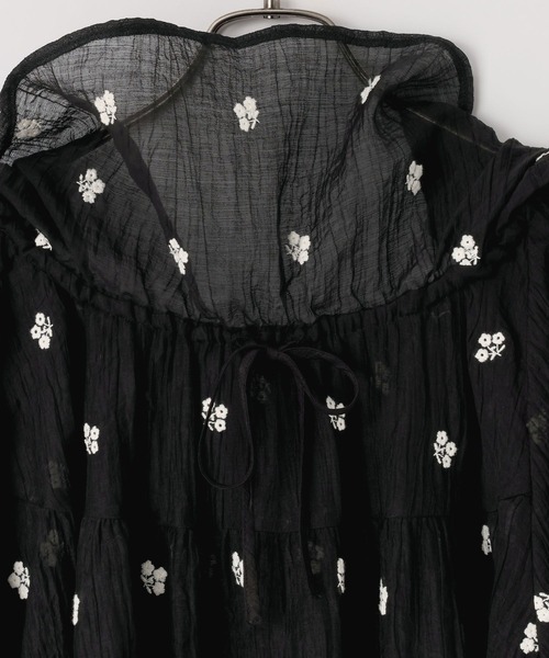 LOWRYS FARM(ローリーズファーム)の「2WAYシシュウミニワンピース 664950(ワンピース・レディース・ブラック/アイボリー・FREE)」の13枚目の写真