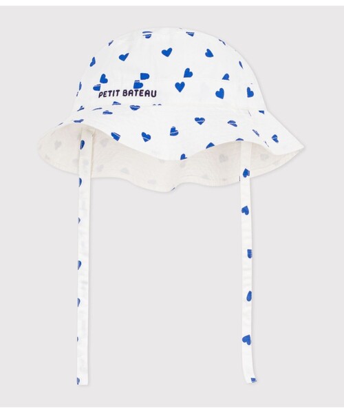 PETIT BATEAU(プチバトー)の「紐つきハートプリントクロシェ(ハット・キッズ・ホワイト×ブルー・6MONTH/18MONTH/36MONTH)」の2枚目の写真