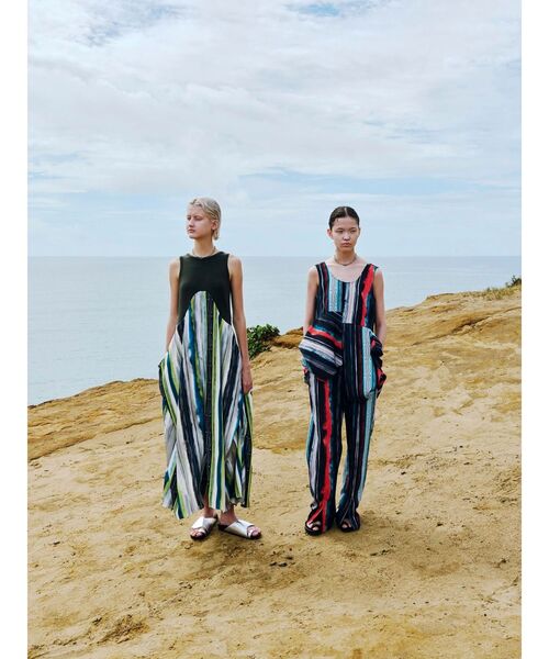 UN3D.（アンスリード）の「TIE-DYE STRIPE TOP / タイダイストライプトップ（シャツ/ブラウス・レディース・ライム/ブラック・38/36）」の3枚目の写真