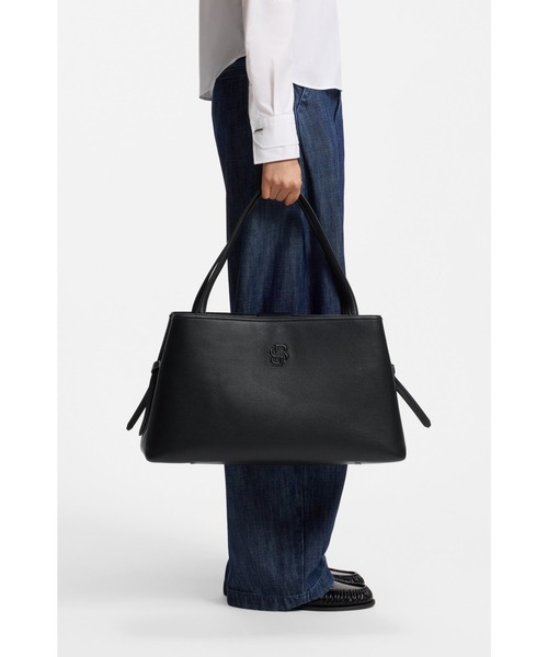 BOSS(ボス)の「グレイン フェイクレザー トートバッグ Double Bモノグラム(ショルダーバッグ・レディース・ブラック・ONESIZE)」の6枚目の写真