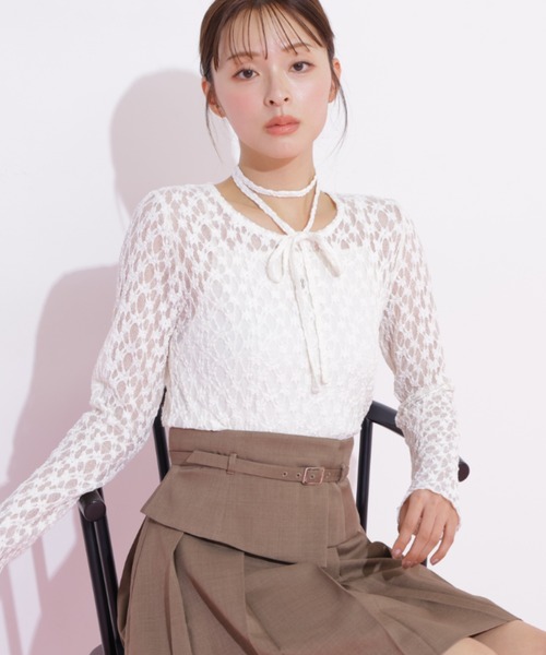 JILL by JILL STUART(ジルバイジルスチュアート)の「チョーカー付きレースカットソー(Tシャツ/カットソー・レディース・ホワイト/ブラック・FREE)」の11枚目の写真