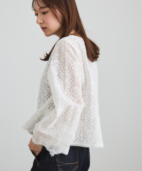 COHINA（コヒナ）の「スカラップレーススリーブブラウス 【低身長・小柄女性】（シャツ/ブラウス・レディース・ホワイト/ブラック・ONE SIZE）」の4枚目の写真