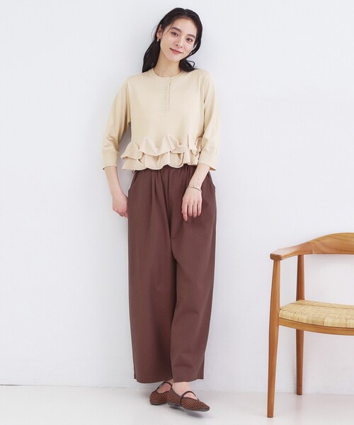 OPAQUE.CLIP(オペークドットクリップ)の「裾フリルヘンリーネックニット【洗濯機OK】(ニット/セーター・レディース・レッド系1/ブラック/アイボリー・00)」の5枚目の写真