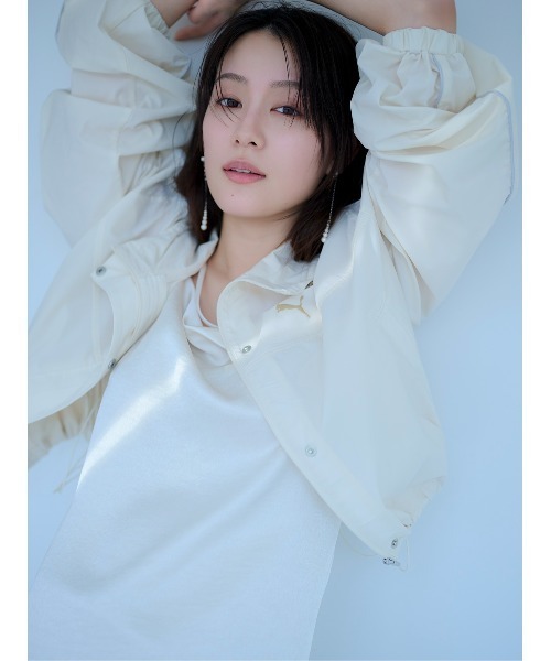 FRAY I.D（フレイアイディー）の「【FRAY I.D×PUMA】ナイロンブルゾン／UVカット・撥水（ブルゾン・レディース・ピンク/ベージュ・F）」の2枚目の写真