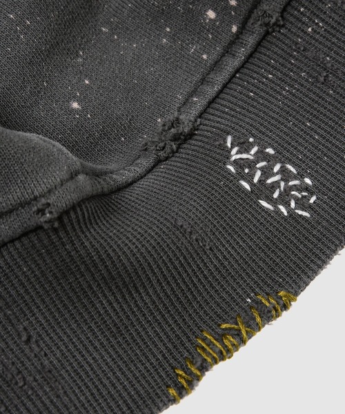 DIGAWEL(ディガウェル)の「Distressed sweatshirt(スウェット・メンズ・クリーム/グレー系その他・2/3)」の9枚目の写真