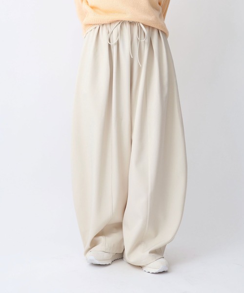 NOAHL（ノアル）の「【NOAHL】タックワイドイージーパンツ（その他パンツ・レディース・ホワイト系/ブラック・M/L）」の11枚目の写真