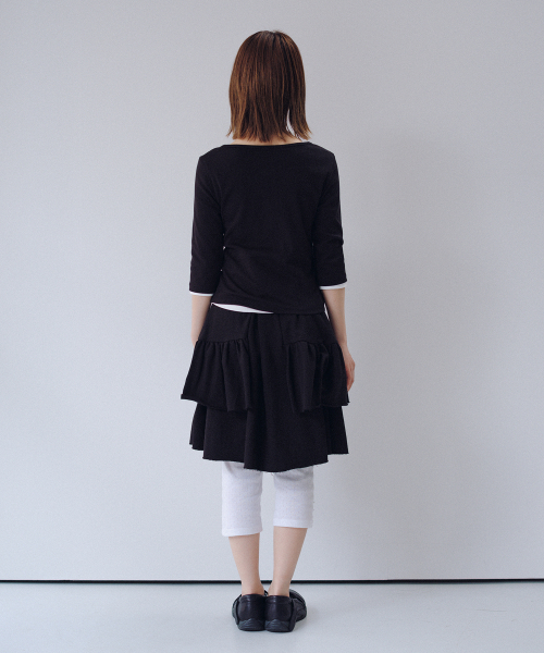 OHESHIO(オヘシオ)の「SLIM BUTTON POINT LEGGINGS, WHITE(その他パンツ・レディース・その他・FREE)」の8枚目の写真