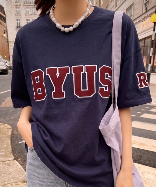 SpRay(スプレイ)の「貼付ロゴ BIG Tシャツ(Tシャツ/カットソー・レディース・チャコールグレー/オートミール/ネイビー/レッド/グリーン・FREE)」の5枚目の写真
